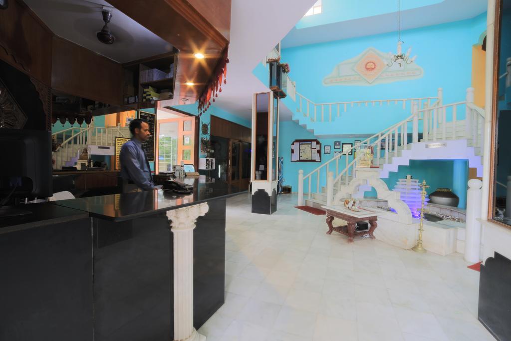 Hotel Maganji'S Abu Zewnętrze zdjęcie