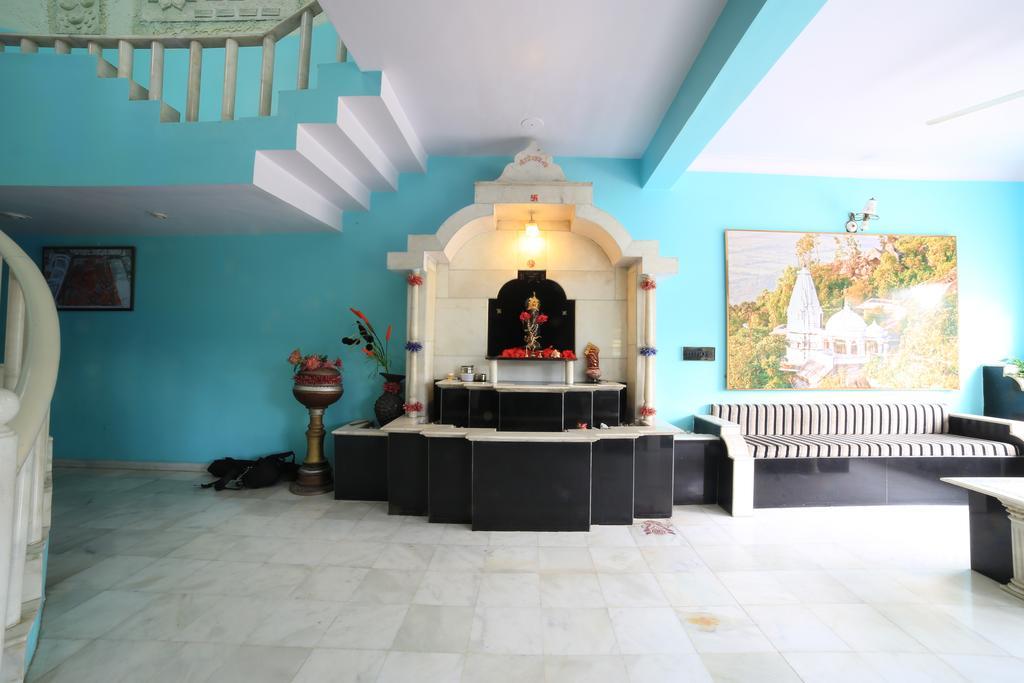 Hotel Maganji'S Abu Zewnętrze zdjęcie